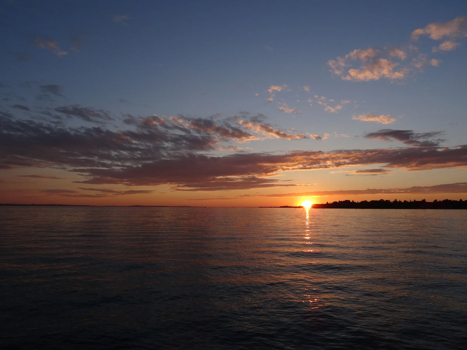 Sonnenuntergang über dem Bodensee